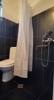 guest house lela rezo