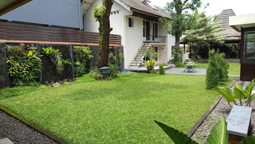 Guest House Syariah New Teras Solo