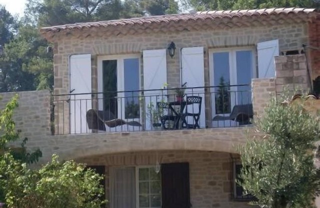 guest rooms 4 persons near the sea & Sainte Victoire