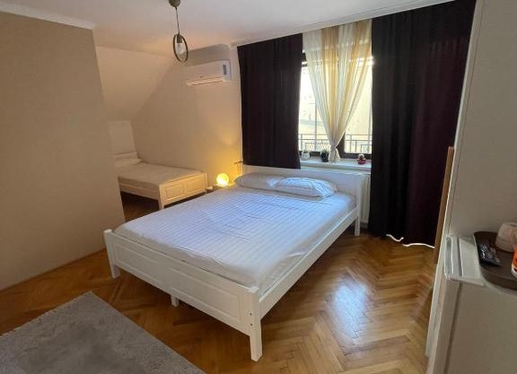 Guesthouse 12a