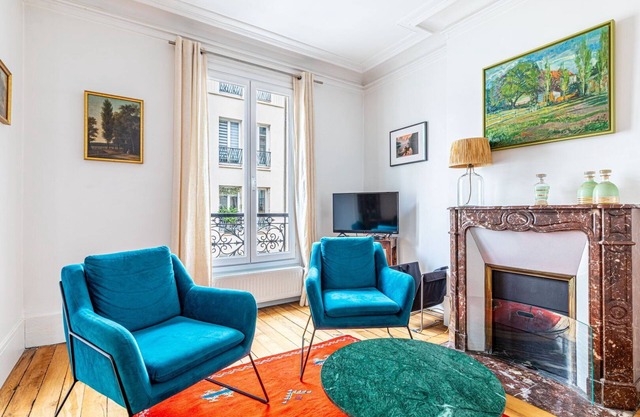 GuestReady - Cosy stay near Square Saint-Lambert