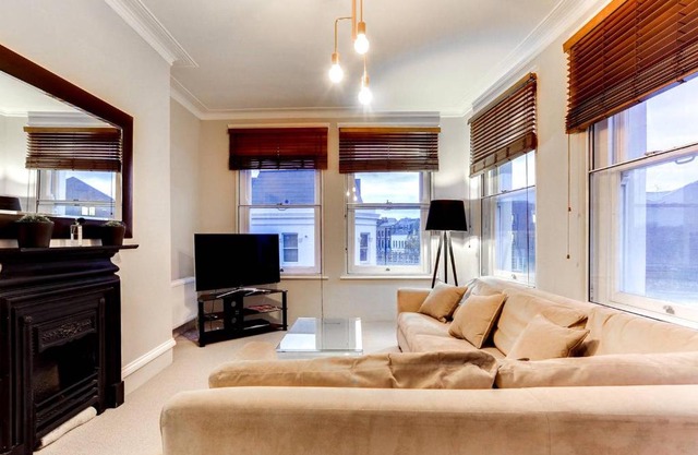 GuestReady - Fulham large 1 bed flat in charming building