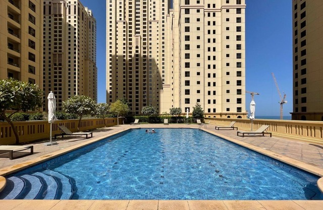 GuestReady Holiday Homes - Contemporary Apt in JBR