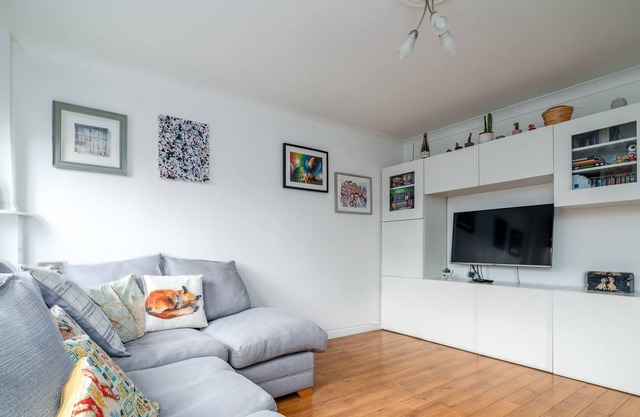 GuestReady - Lovely Flat, off-Broadway Market