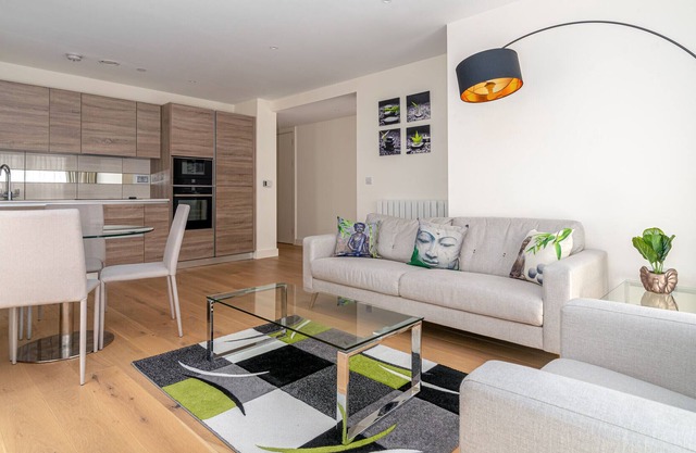 GuestReady - Luxury Apartment next to the Thames