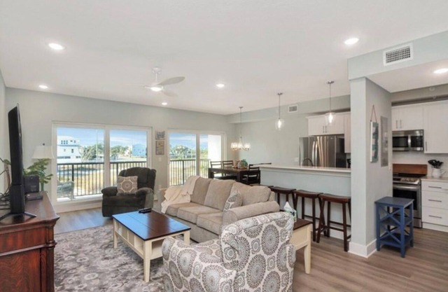 Gulf View 3 Bedroom Condo in Mexico Beach at The Vue