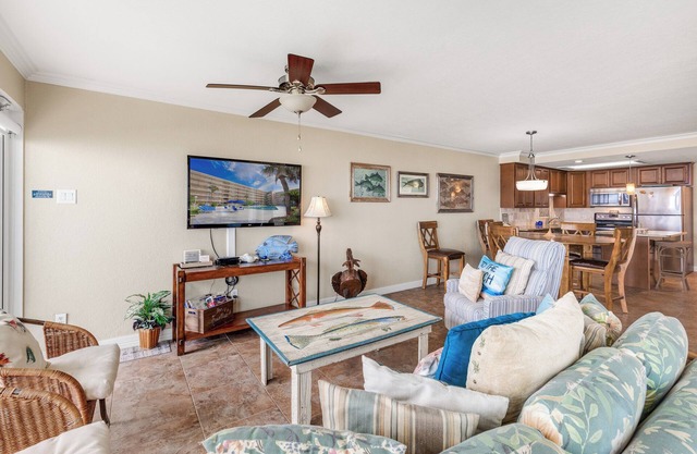 Gulfstream Condos Unit 216 | Direct Gulf Views | Pool, Hot Tub