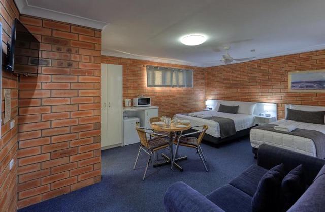 Gunsynd Motor Inn