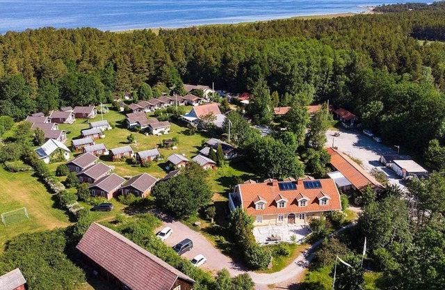Hälluddens Stugby och Vandrarhem