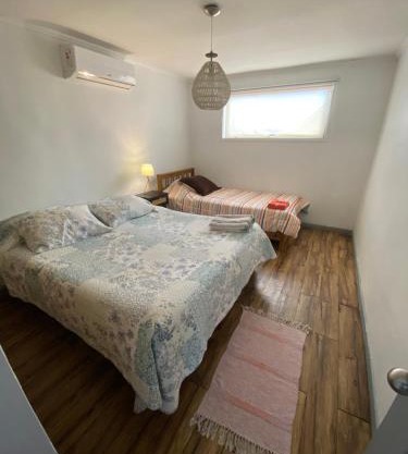 Habitación completa con baño incluido