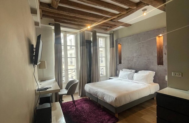 Habitat Parisien -Studio A/C - Marais II