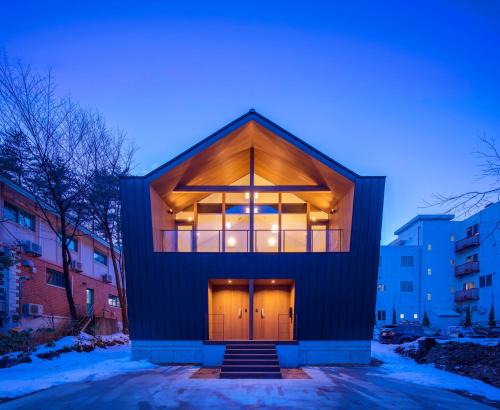 Hakuba White Fox Chalet