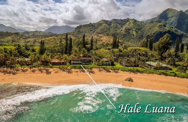 Hale Mo'olelo & Hale Ho'olapanai TVNC 1016 & TVNC 1134