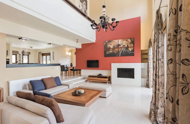 Halide Luxury Villa