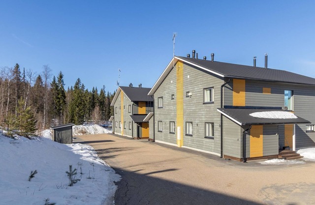 Hallan Karhu B, Paritalo by Interhome