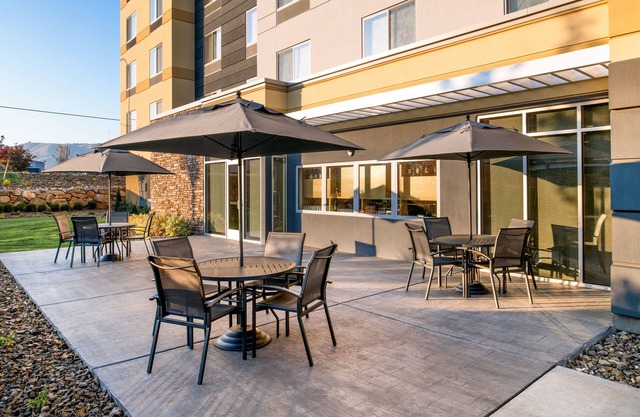 Hampton Inn Kennewick at Southridge