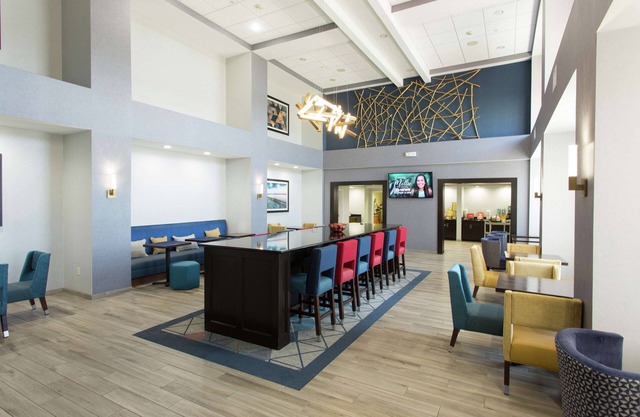 Hampton Inn & Suites Ankeny