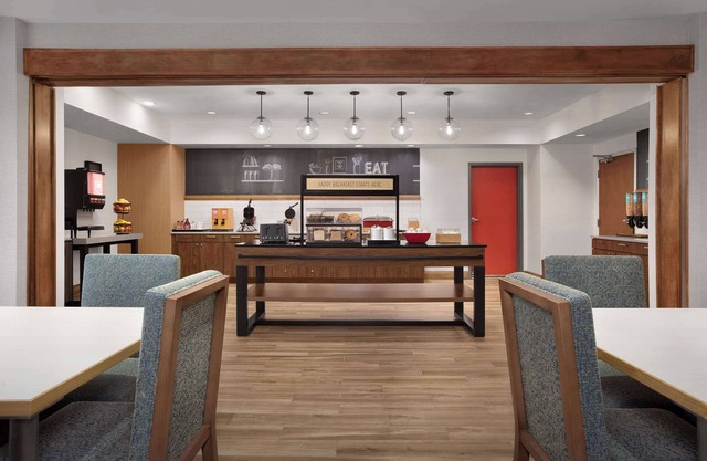 Hampton Inn Yorkville