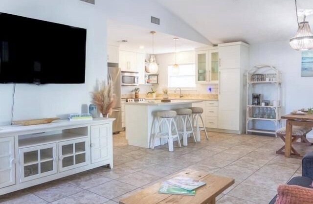 Hang Ten Hideaway, 3Bedroom Beach home, Pet Friendly, Boat & Jet Ski Parking