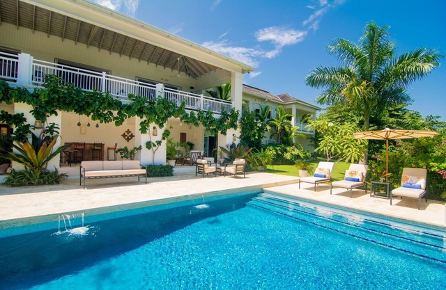 Hanover Windward (4/6 Rooms)