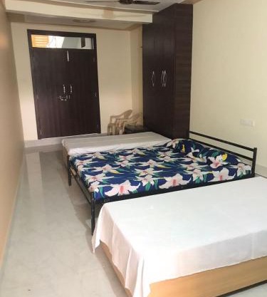 Hari Ratna Home Stay
