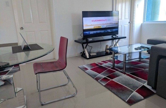Harloe's Luxury Condominium