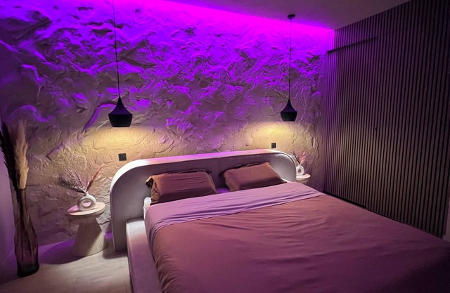 Harmony Room Romantic Suite with Jacuzzi