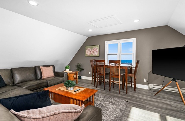 Harris House | Suite 5 | On Medical Campus