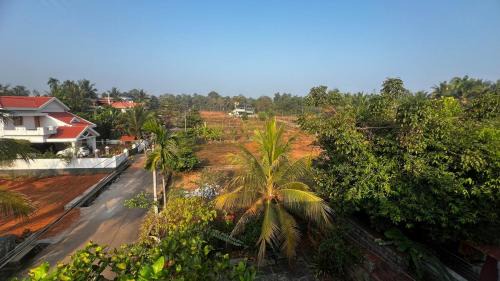 Hassle-free rooftop cabin near Manipal