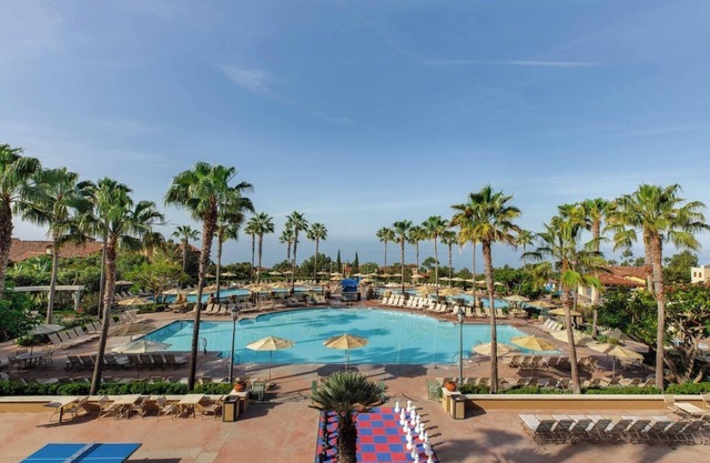 Have a relaxing getaway along California's beautiful coast from 08/03-08/10!