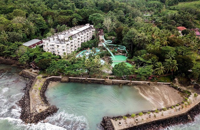 Hawaii Resort Family Suites