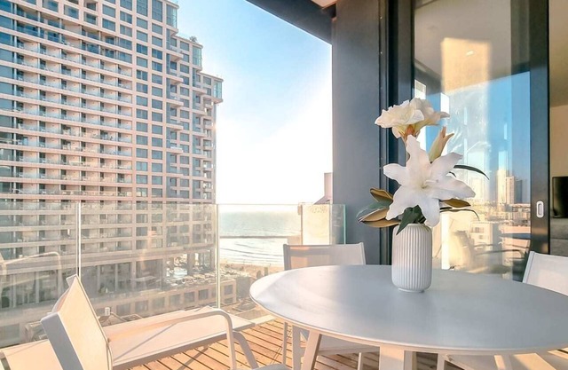 HaYarkon Orchide - One Bedroom Apartment, Sleeps 3