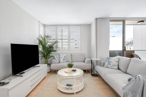 Heart of Manly - Quiet 1 Bed between Beach & Harbour