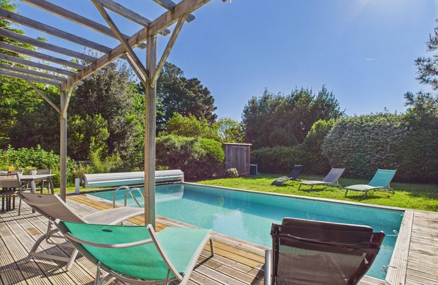Heated pool – 750m from Beach - 4 Adults, 4 kids