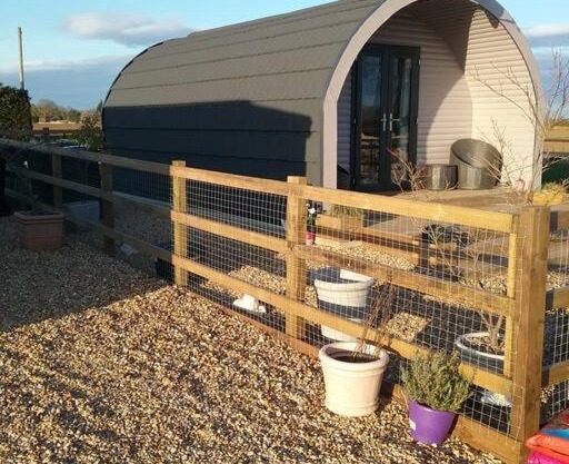 Heated Supersize Glamping Pod with ensuite bathroom, Wilburton, Nr Ely, Cambs