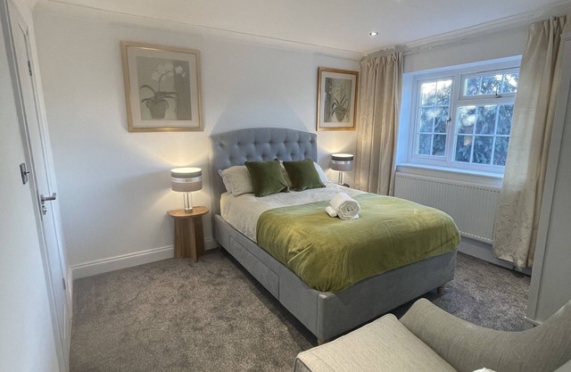 Heathrow lodge