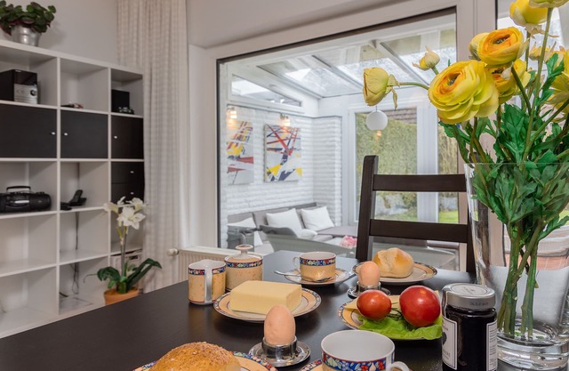 Helle und Gemütliche Erdgeschosswohnung in Einem Doppelhaus