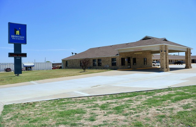 Heritage Inn & Suites