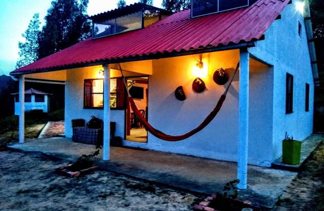 Hermosa Cabaña con un Bello Mirador, Llena de Tranquilidad y Confort