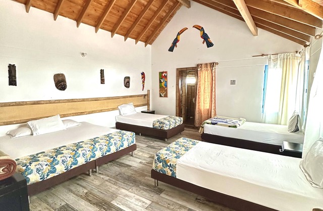 Hermosa Habitacion Family Multiple En Santa Elena