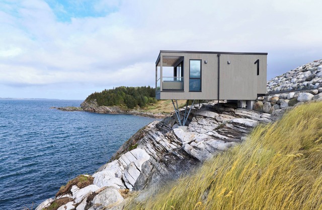 Hideaway Herdla 1 – unique and luxurious cabin 15 m above the sea