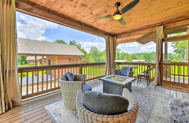 Hike to Waterfalls: Chinquapin Mountain Retreat