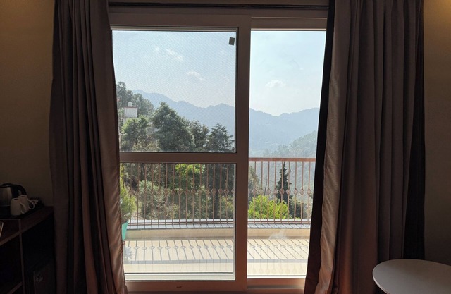 HILLCREST VALLEY Ranikhet