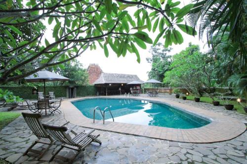 Hills Joglo Villa