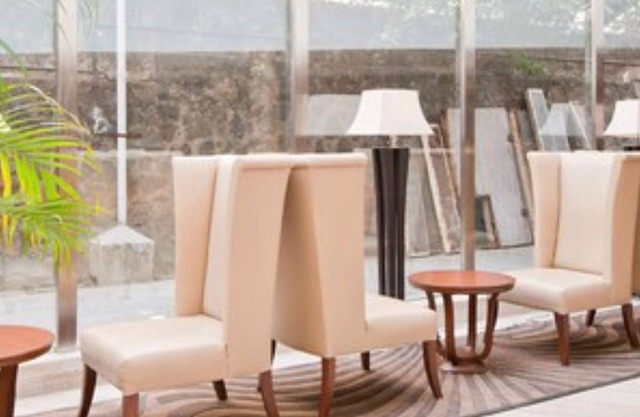 Hiltop Hotel