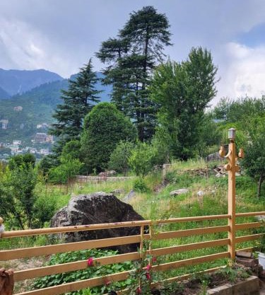 Himachali Didi Homestays