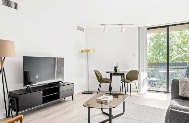 Hip Foggy Bottom 1BR w/ W/D + Gym near Whole Foods by Blueground