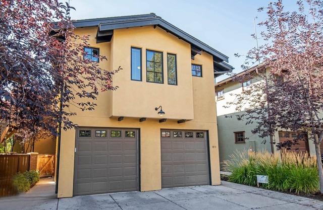 Hip Fun 1 Bed on Bend's Westside