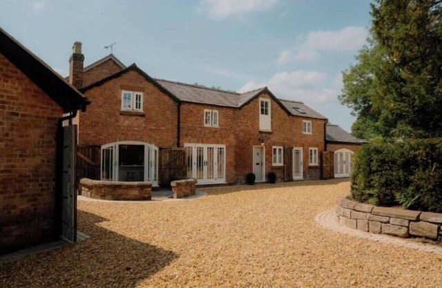 Historic building offers an inviting retreat with its charming blend of comfort and elegance, sleeping 10 guests