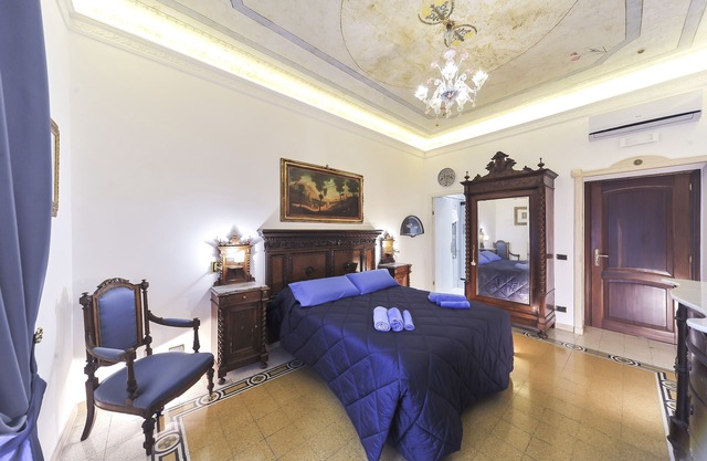 Historic Center - Luxury Holiday Home - Termini Station - Colosseum - 6 pax -120 m